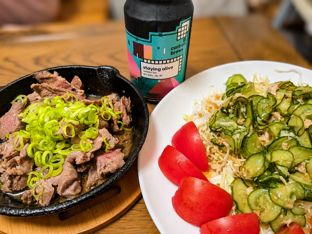 コストコ牛タン切り落としとクラフトビールを楽しむ家飲みの食卓