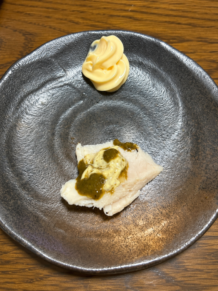 リキッドハーブとマヨネーズを合わせたサラダチキン