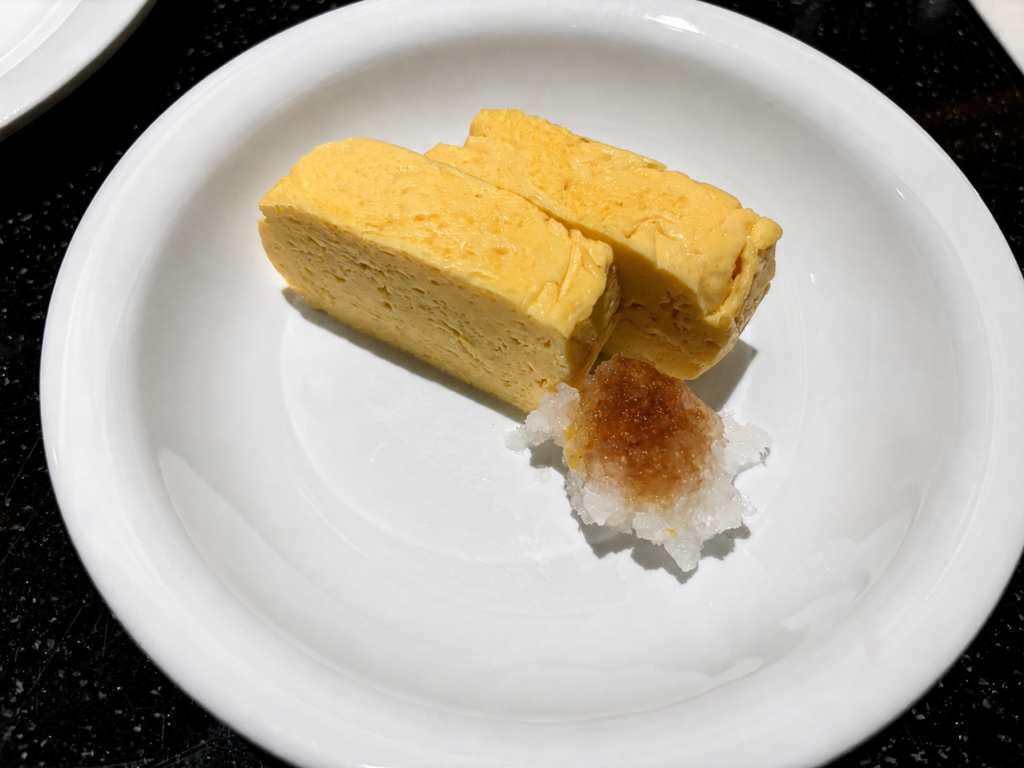 シェフミッキー朝食ブッフェのだし巻き卵と大根おろし