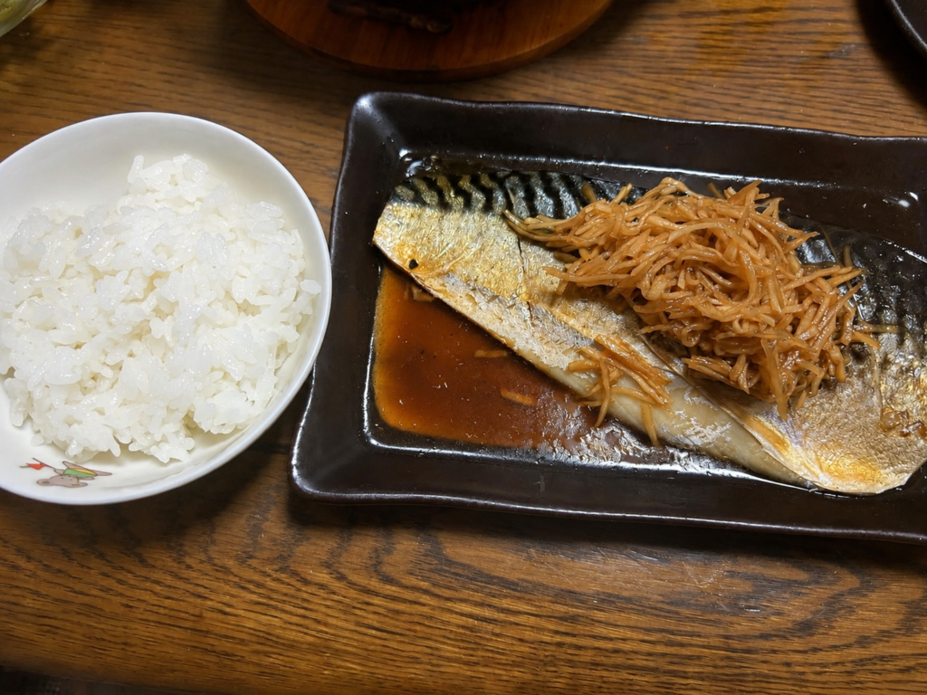 コストコ塩さばの生姜煮と白いご飯