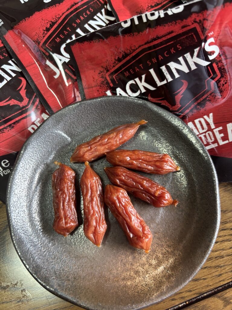 ジャックリンクス チキンスティックの中身・1袋30gに6本入り