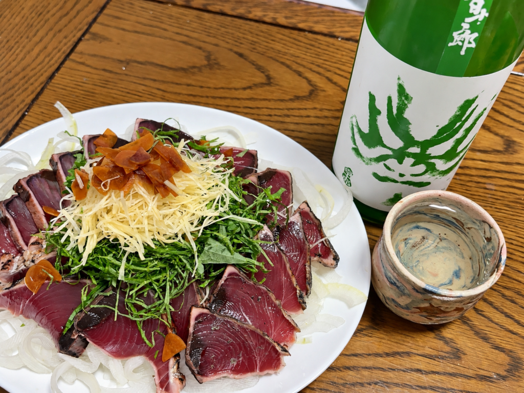 コストコのカツオ藁焼きと岐阜の日本酒 百十郎 蒼面