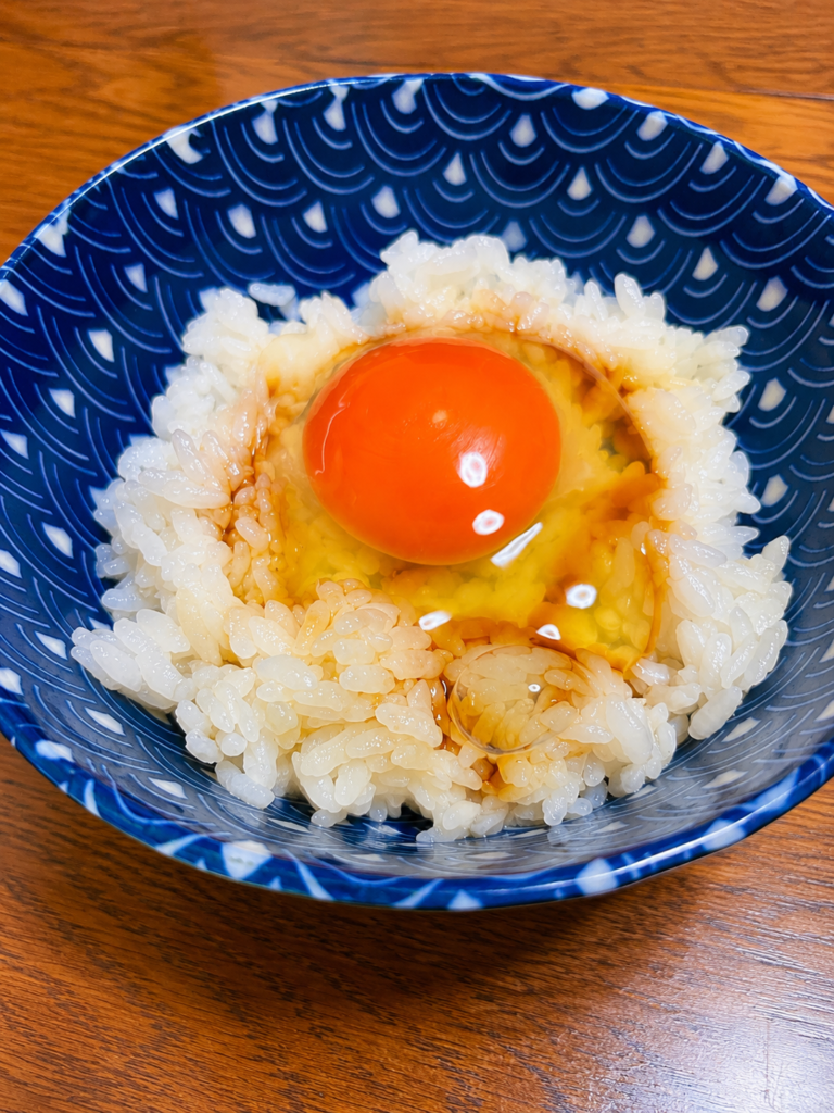 コストコの卵を使った醤油入りの卵かけご飯