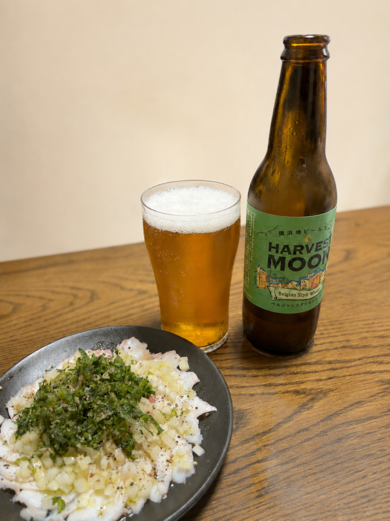 ベルジャンスタイルウィートと香味野菜をのせたタコのカルパッチョ